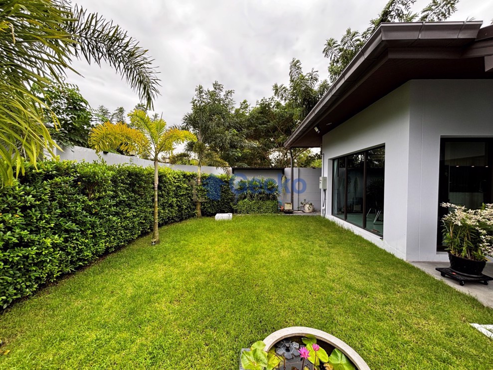 3 Bedrooms House in Baan Pattaya 6  Huay Yai H012956 (Photo 3)
