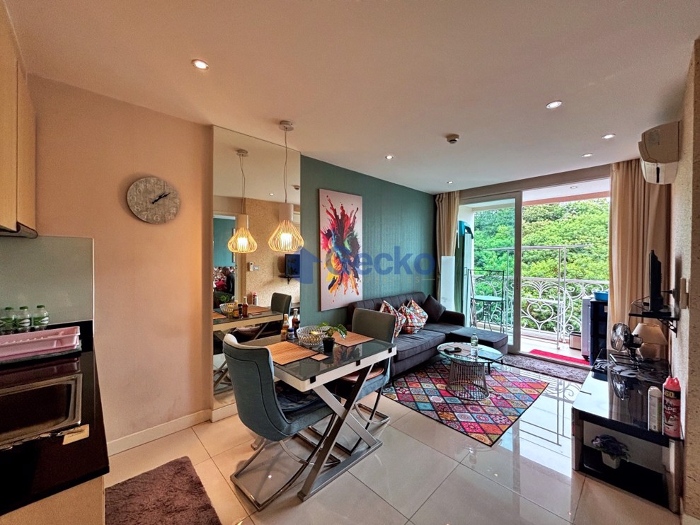 1 Bedroom Condo in Grande Caribbean Condo Resort Jomtien C012960 (Photo 2)