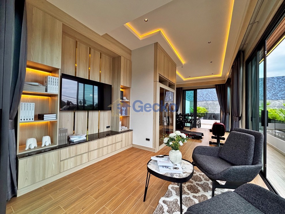 4 ห้องนอน บ้าน  ห้วยใหญ่ H012962 (Photo 1)