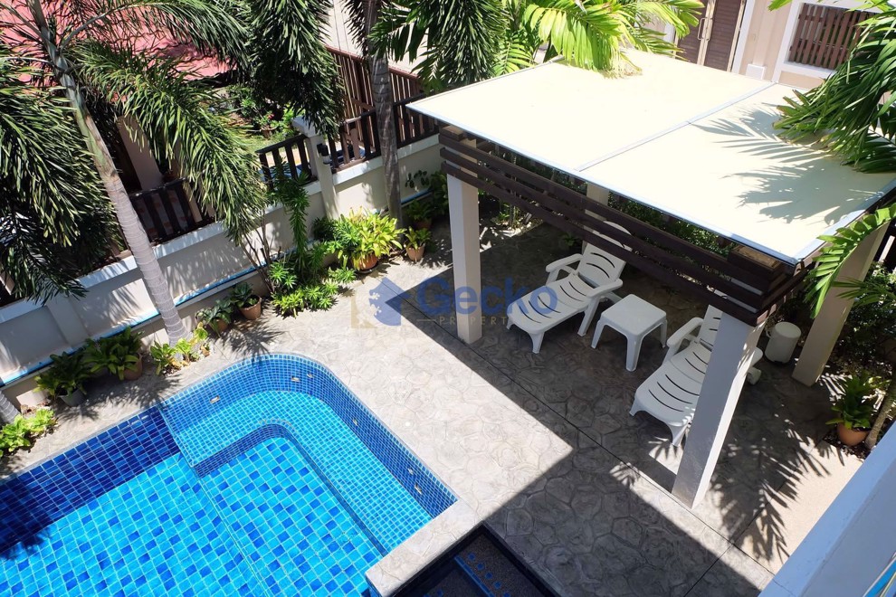 3 Bedrooms House in European Home Place  East Pattaya H002988 (Photo 1)