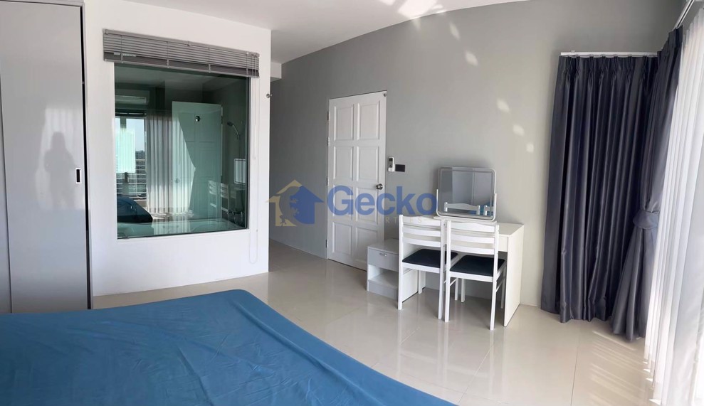 1 Bedroom Condo in AD Condo Hyatt Wongamat C012965 (Photo 4)