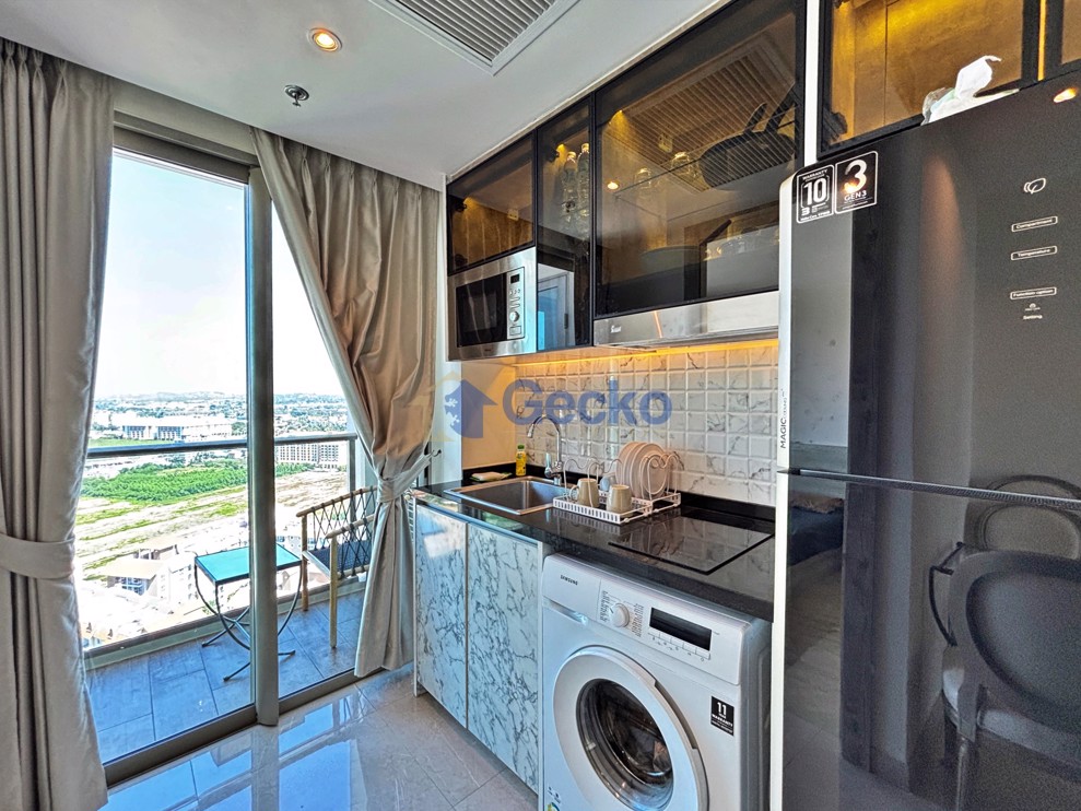 1 Bedroom Condo in The Riviera Monaco Pattaya Na Jomtien C012974 (Photo 2)