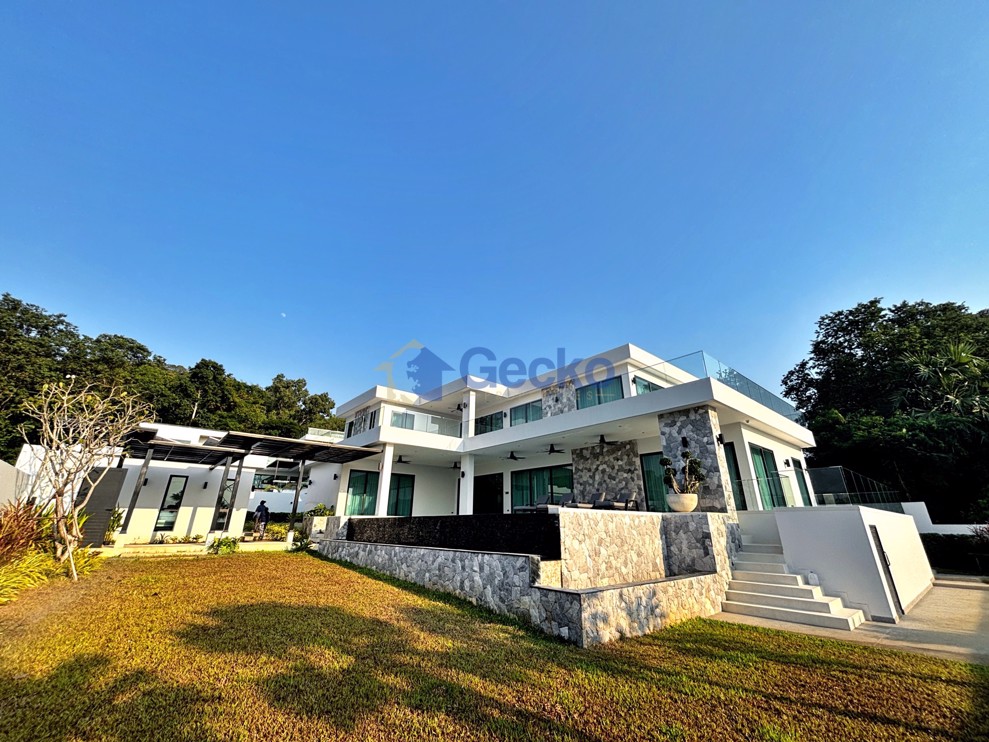 The View Estate Pattaya (Cover Photo)