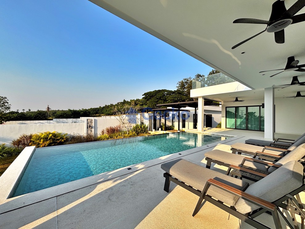 The View Estate Pattaya (Photo 1)