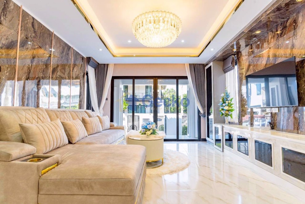 4 Bedrooms House in Central Park 2  Central Pattaya H009400 (Photo 2)