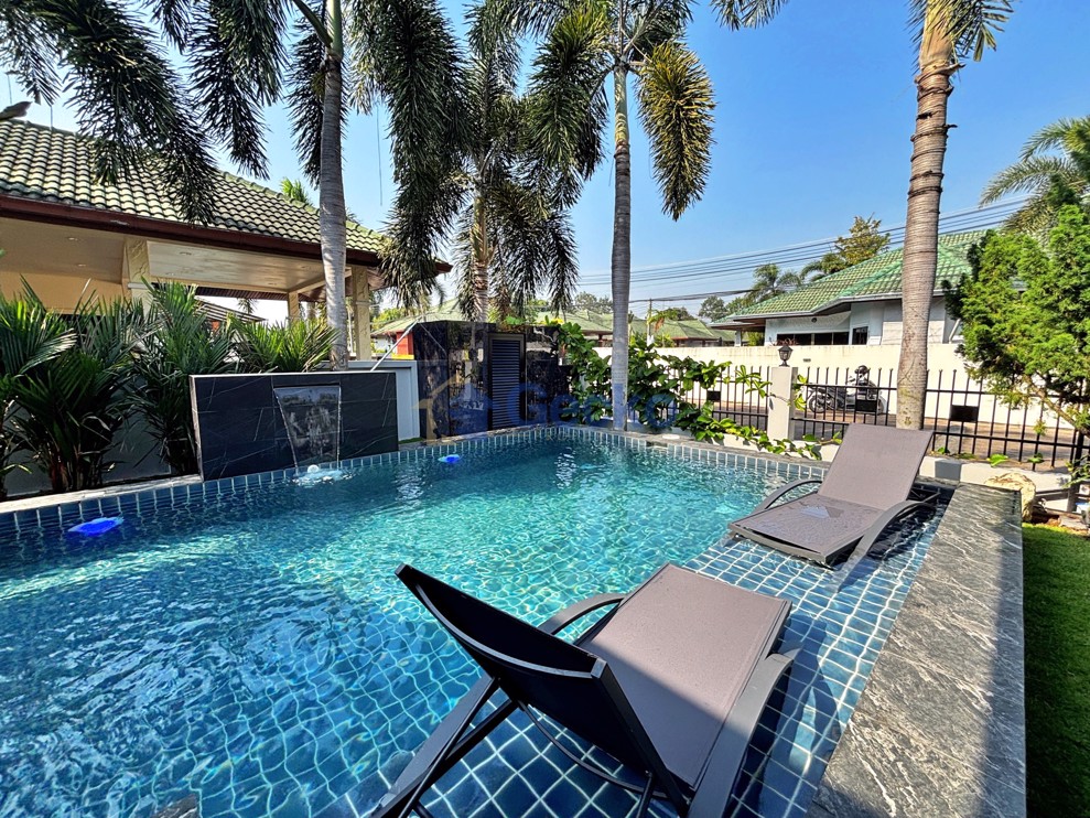 3 ห้องนอน บ้าน in SP Village 3  พัทยาตะวันออก H012993 (Photo 3)