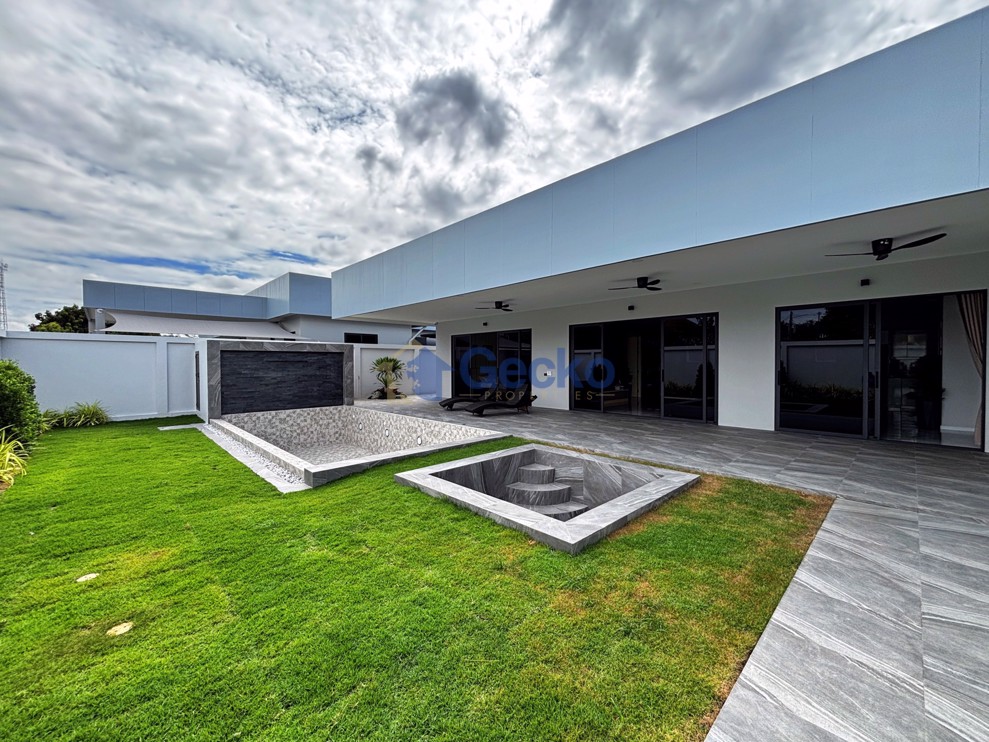 3 ห้องนอน บ้าน  พัทยาตะวันออก H012998 (Cover Photo)
