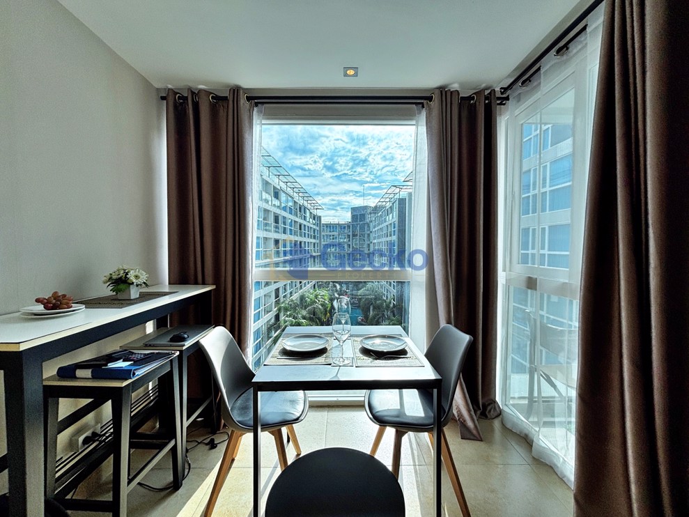 Studio Condo in Centara Avenue Residence and Suites Central Pattaya C013000 (Photo 2)
