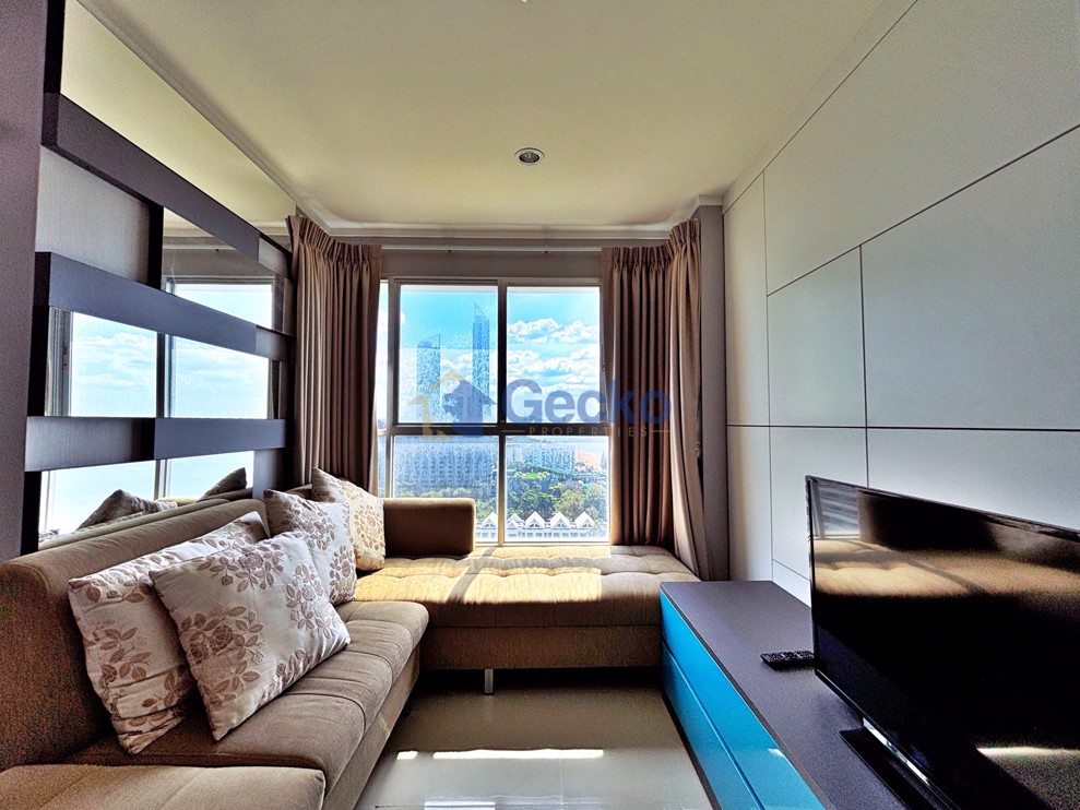 2 Bedrooms Condo in Lumpini Park Beach Jomtien C013001 (Photo 3)