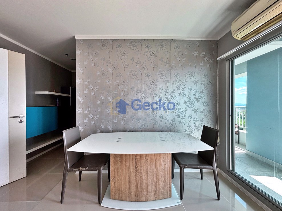 2 Bedrooms Condo in Lumpini Park Beach Jomtien C013001 (Photo 4)