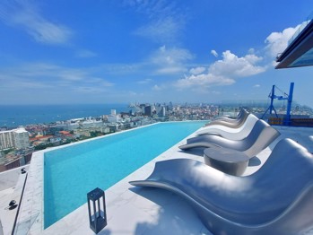 2 Bedrooms Condo in Arcadia Millennium Tower South Pattaya C013005
