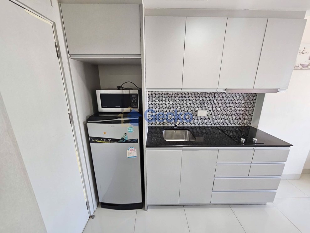 Studio Condo in Novana Residence South Pattaya C013006 (Photo 1)