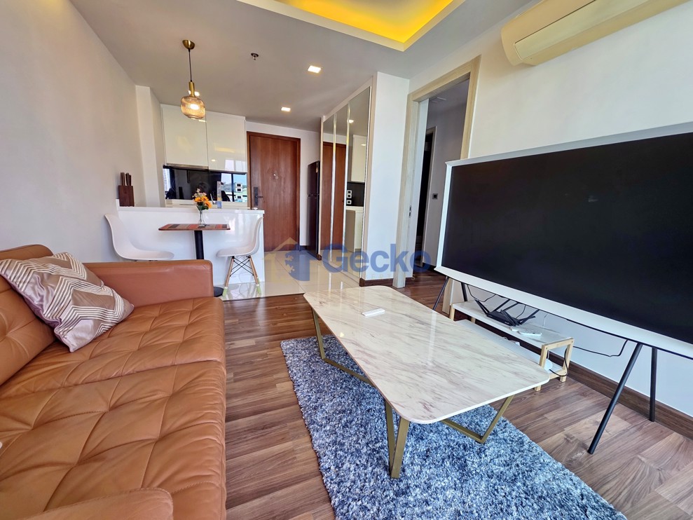 1 Bedroom Condo in The Peak Towers Pratumnak C013008 (Photo 4)