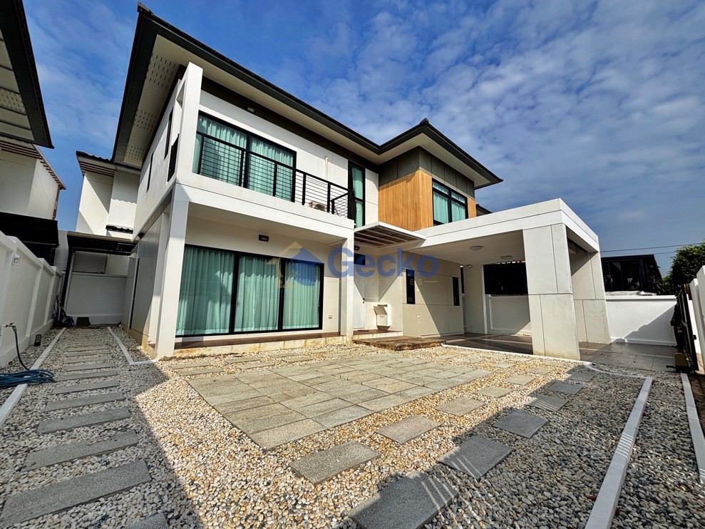 3 Bedrooms House in Tropical Village 2  Huay Yai H013010 (Photo 1)