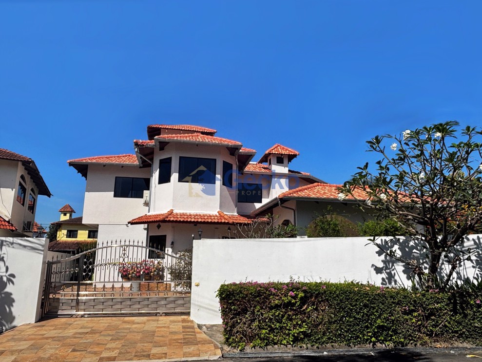 5 ห้องนอน บ้าน in Paradise Villa 1  พัทยาตะวันออก H013016 (Cover Photo)