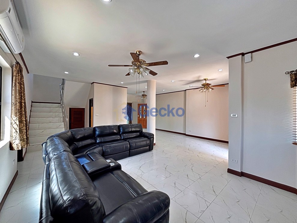 5 ห้องนอน บ้าน in Paradise Villa 1  พัทยาตะวันออก H013016 (Photo 4)