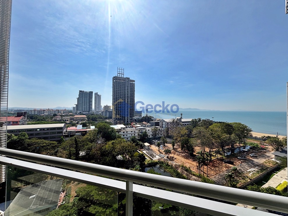 1 Bedroom Condo in Reflection Jomtien C013033 (Photo 3)