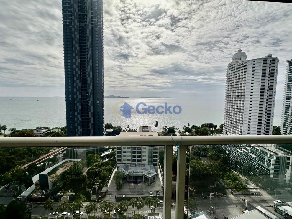 1 Bedroom Condo in The Riviera Wong Amat Beach Wongamat C013036 (Cover Photo)
