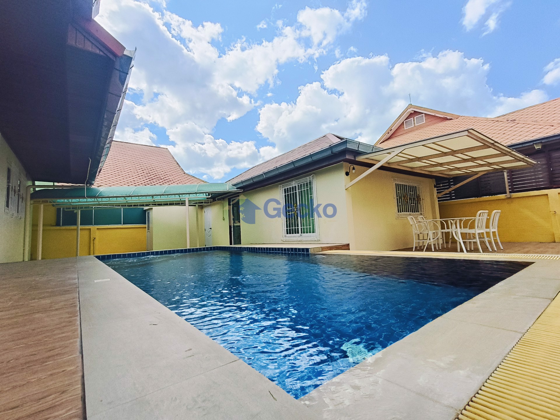 4 ห้องนอน บ้าน in บ้านสวนเนรมิต ชัยพฤกษ์ 2  พัทยาตะวันออก H011289