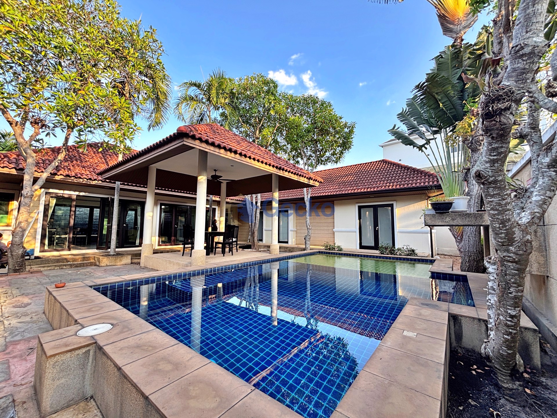 3 Bedrooms House in Sefton Park  East Pattaya H013049