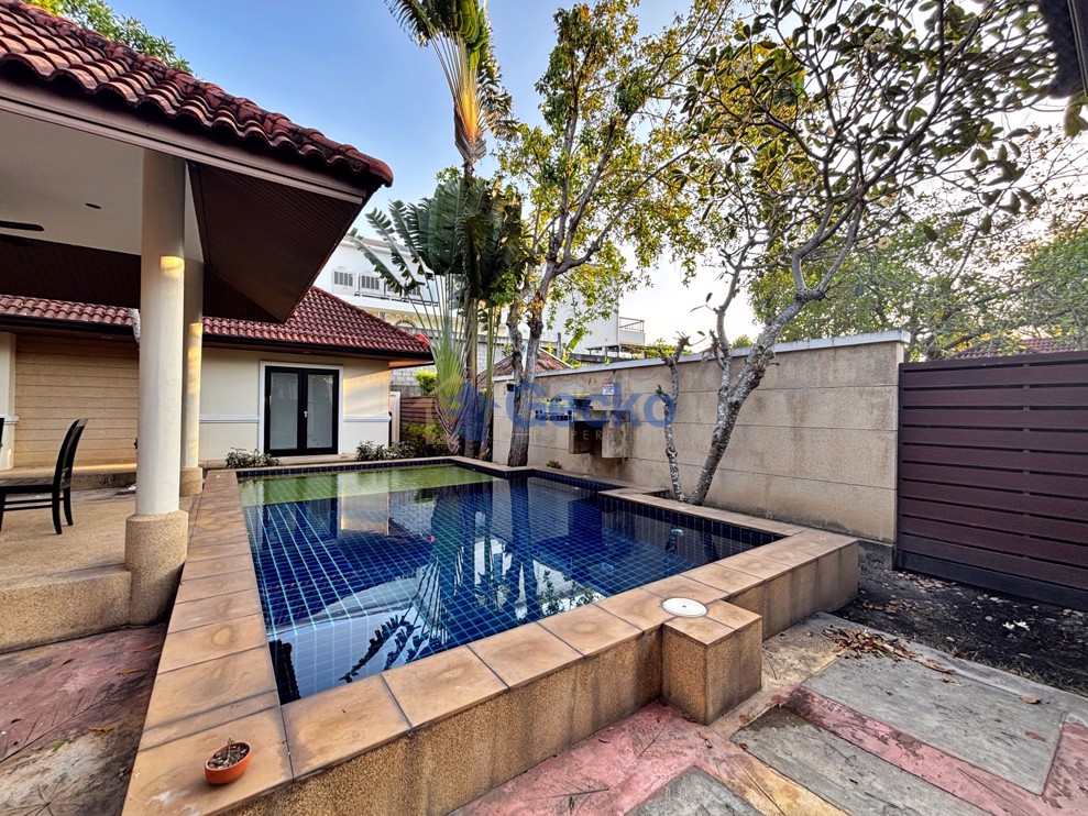 3 Bedrooms House in Sefton Park  East Pattaya H013049 (Photo 2)