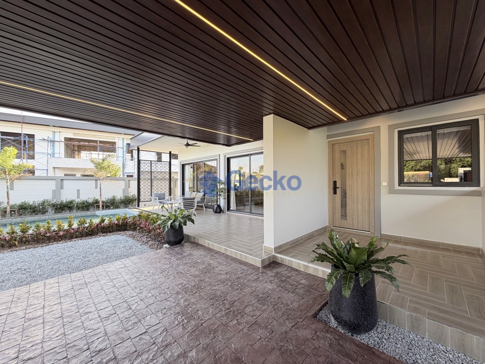 3 Bedrooms House in Zensiri Lakeside Mabprachan  East Pattaya H012555 (Photo 4)