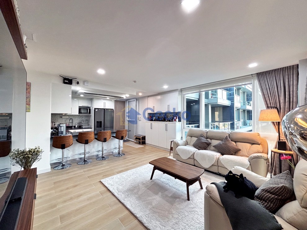 3 Bedrooms Condo in Apus Condominium Central Pattaya C012696 (Photo 3)