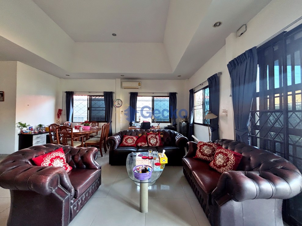 2 ห้องนอน บ้าน in Eakmongkol 8  พัทยาใต้ H013057 (Photo 3)