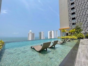 1 Bedroom Condo in The Riviera Wong Amat Beach Wongamat C013059