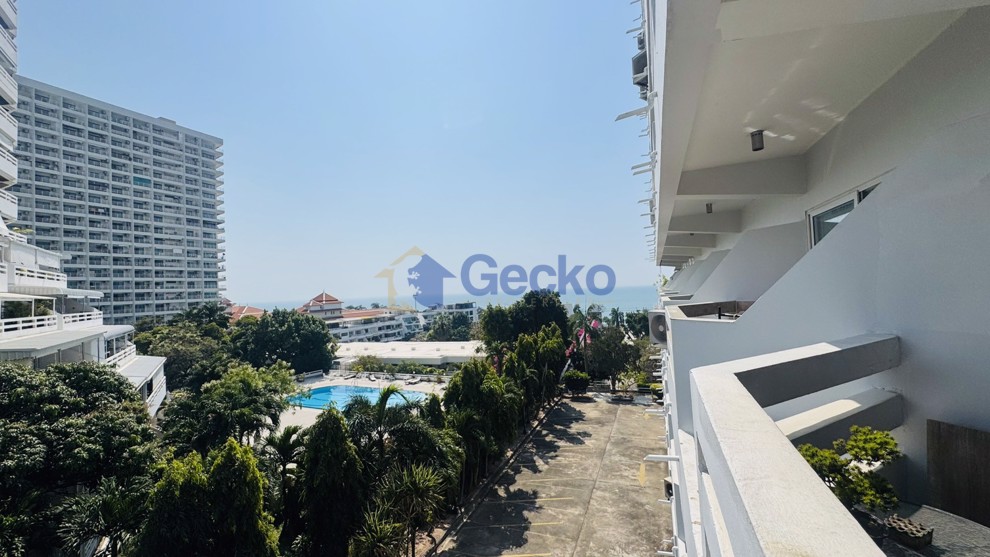Studio Condo in Jomtien Condotel Jomtien C013066 (Cover Photo)
