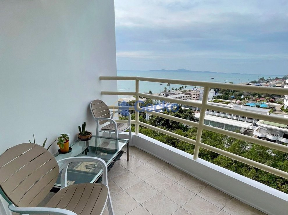 Studio Condo in View Talay 8 Jomtien C013068 (Cover Photo)