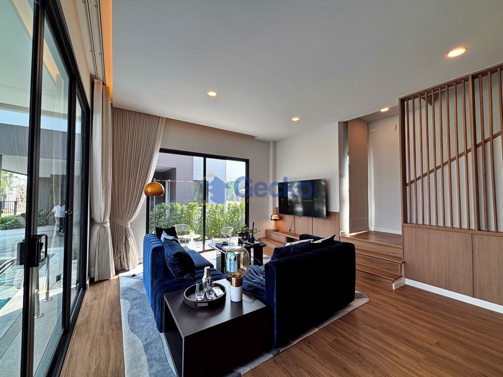 4 ห้องนอน บ้าน in Pyche Pattaya  พัทยาตะวันออก H012903 (Photo 3)