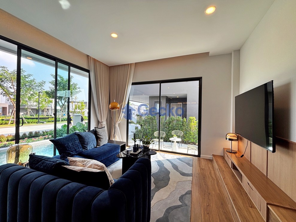 4 ห้องนอน บ้าน in Pyche Pattaya  พัทยาตะวันออก H012903 (Photo 2)