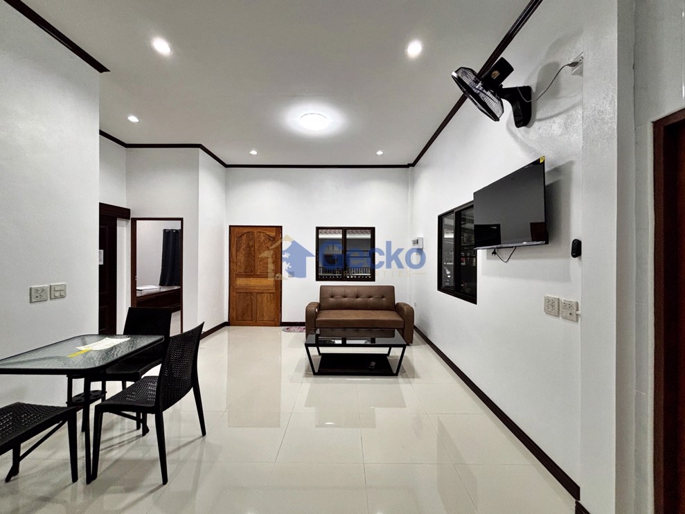 2 ห้องนอน บ้าน  จอมเทียน H013091 (Photo 4)