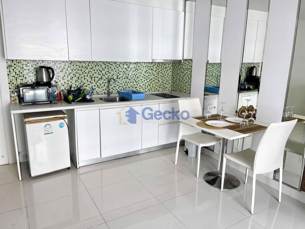 1 Bedroom Condo in Amazon Residence Jomtien C013098 (Photo 4)