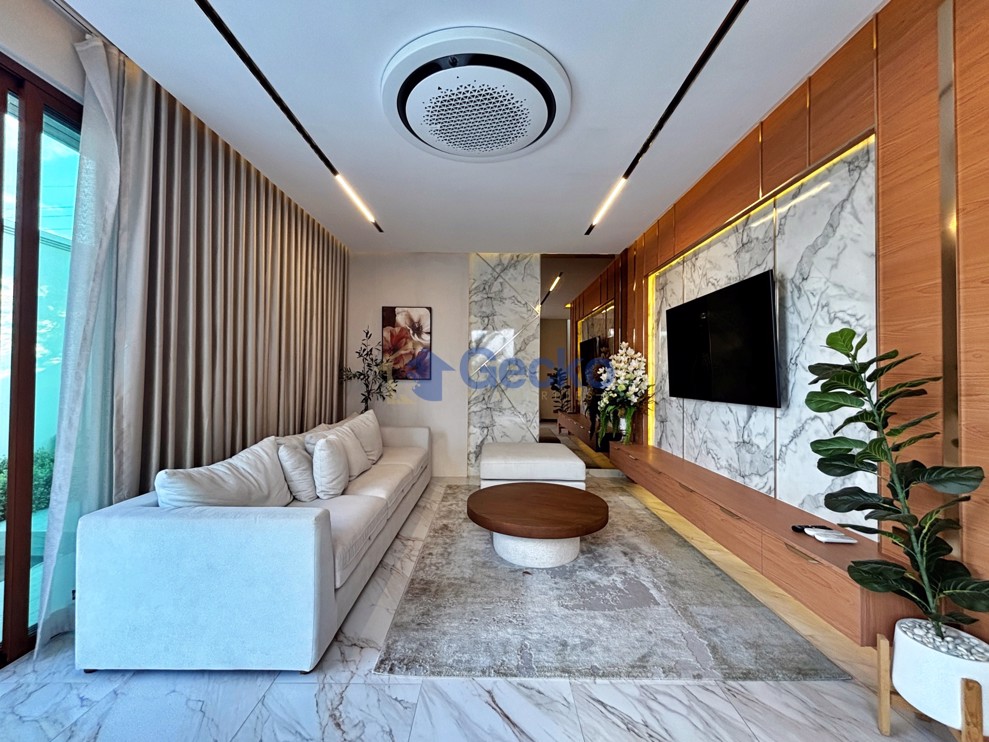 5 ห้องนอน บ้าน in Atmos Prime Villa  พัทยาตะวันออก H011531 (Photo 3)