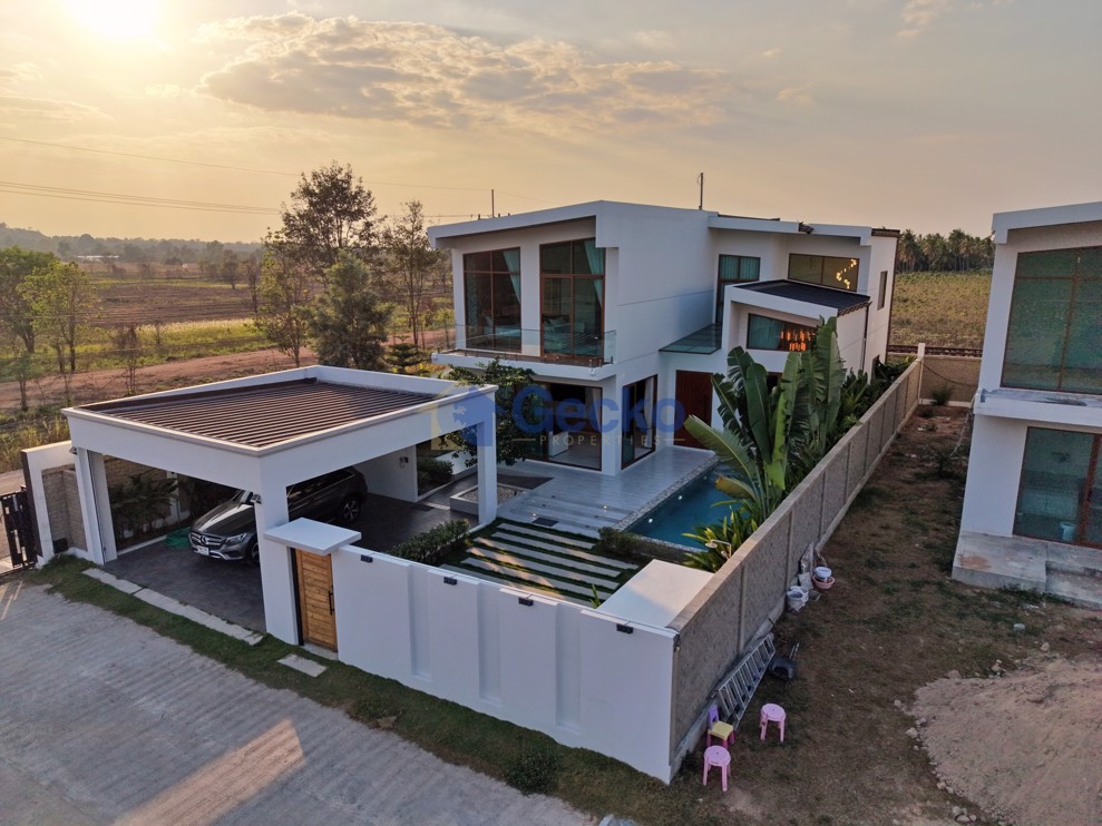 Atmos Prime Villa (Photo 1)