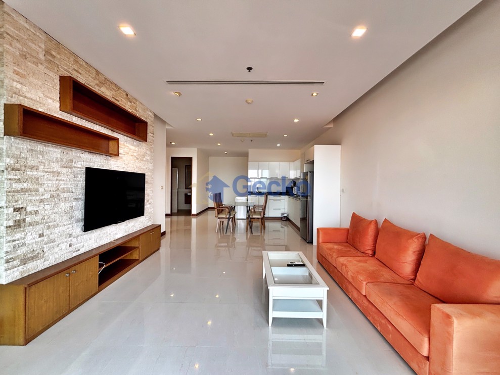 2 Bedrooms Condo in Pattaya City Resort South Pattaya C013112 (Photo 2)