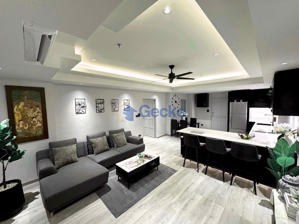 1 Bedroom Condo in View Talay 2 Jomtien C013116 (Photo 2)