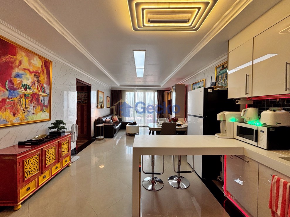 2 Bedrooms Condo in LK Legend Central Pattaya C013117 (Photo 4)