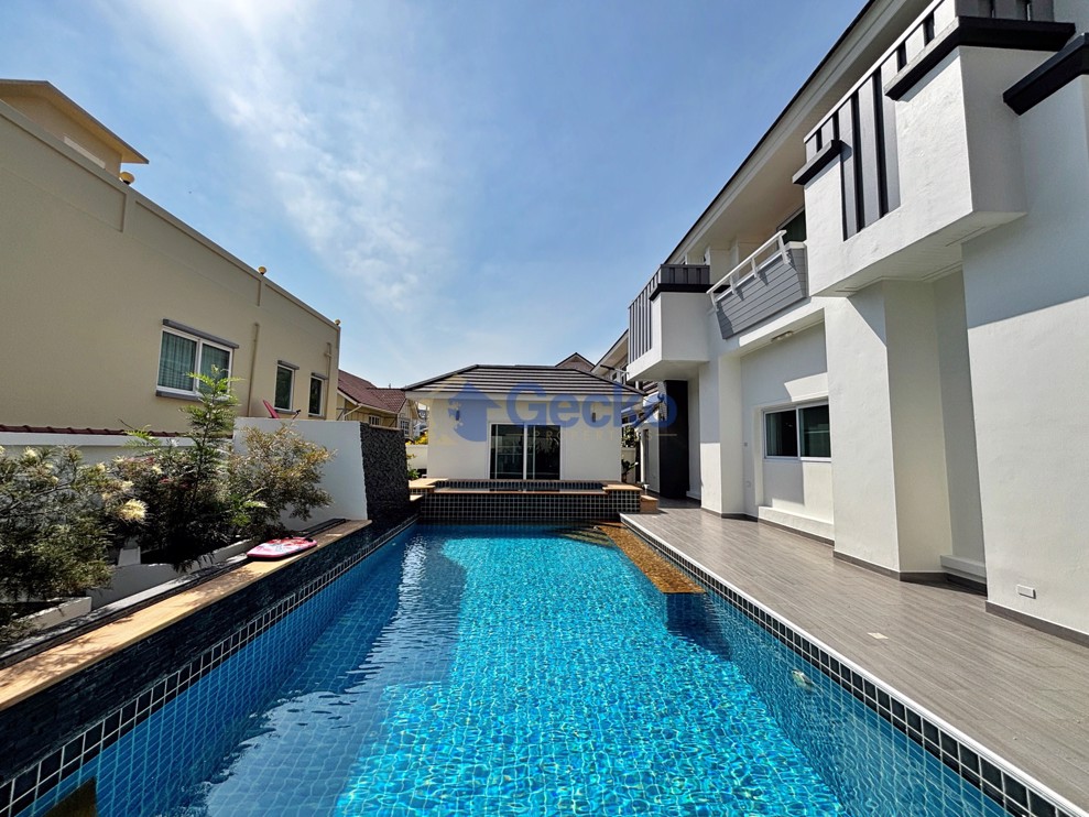 5 ห้องนอน บ้าน in Central Park Hillside Village  พัทยาตะวันออก H013120 (Photo 2)