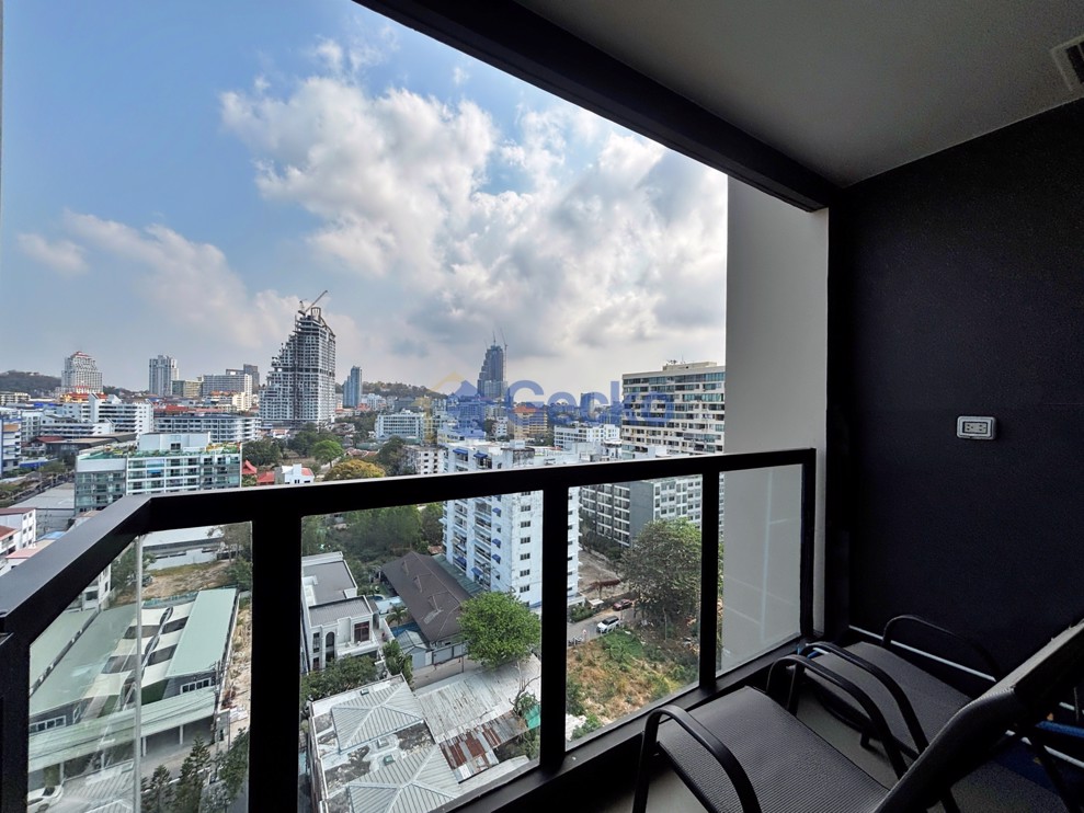 Studio Condo in The Panora Pattaya Pratumnak C013129 (Photo 1)
