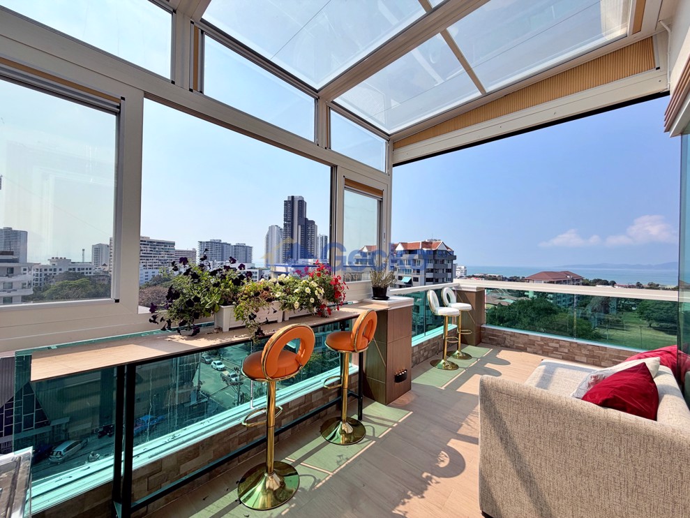 3 Bedrooms Condo in Siam Oriental Elegance Pratumnak C013131 (Photo 1)
