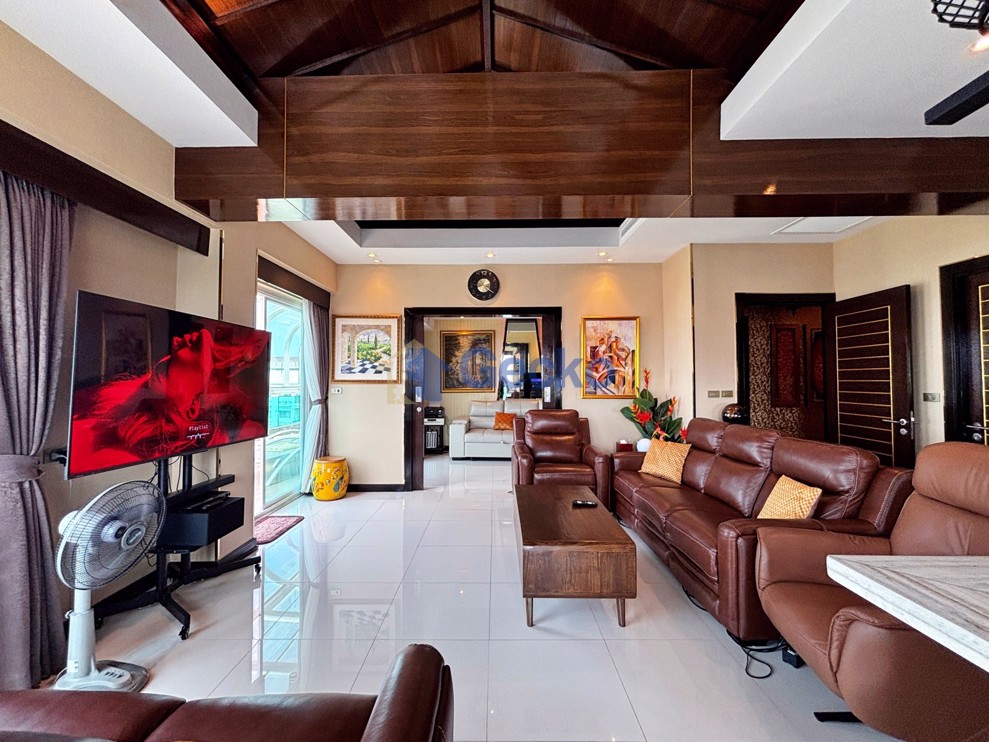 3 Bedrooms Condo in Siam Oriental Elegance Pratumnak C013131 (Photo 2)