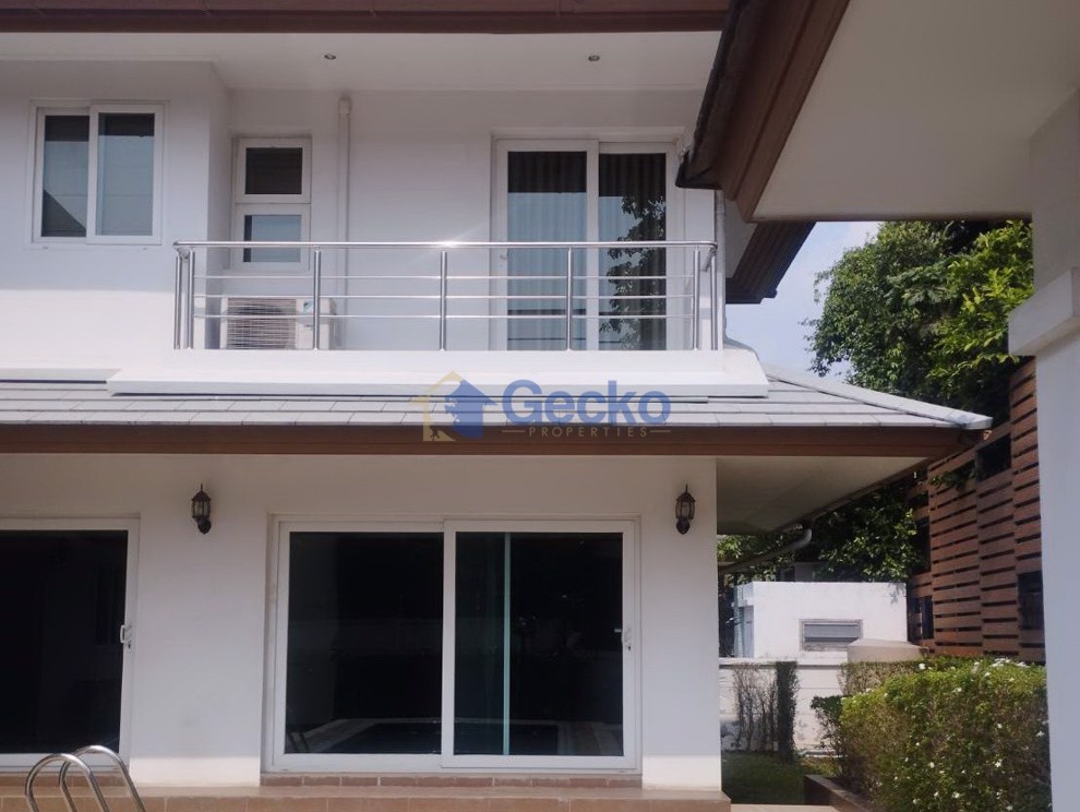 3 ห้องนอน บ้าน in Sea Breeze  บางละมุง H013134 (Photo 3)