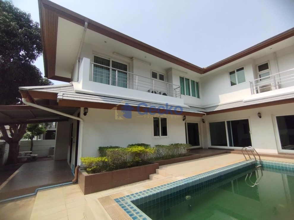 3 ห้องนอน บ้าน in Sea Breeze  บางละมุง H013134 (Photo 2)