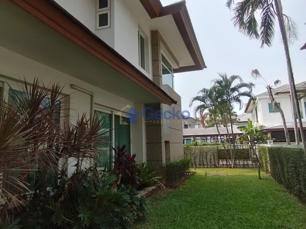 3 ห้องนอน บ้าน in Sea Breeze  บางละมุง H013134 (Photo 4)