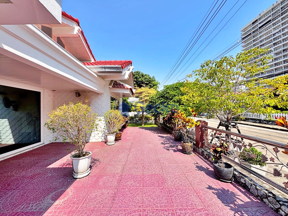 3 Bedrooms House in Grand Condotel  Jomtien H013156 (Photo 3)
