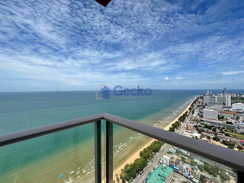2 Bedrooms Condo in Copacabana Beach Jomtien C013161 (Cover Photo)