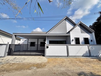3 Bedrooms House  Huay Yai H013162